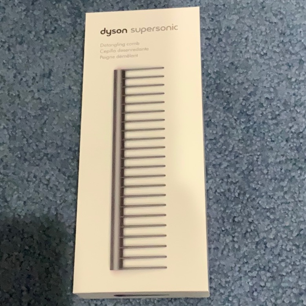 Comb - Dyson Supersonic Detangling Comb - new